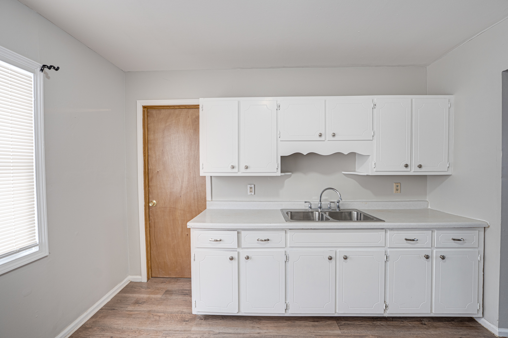 1209 GAGE Road, Joliet, IL 60432