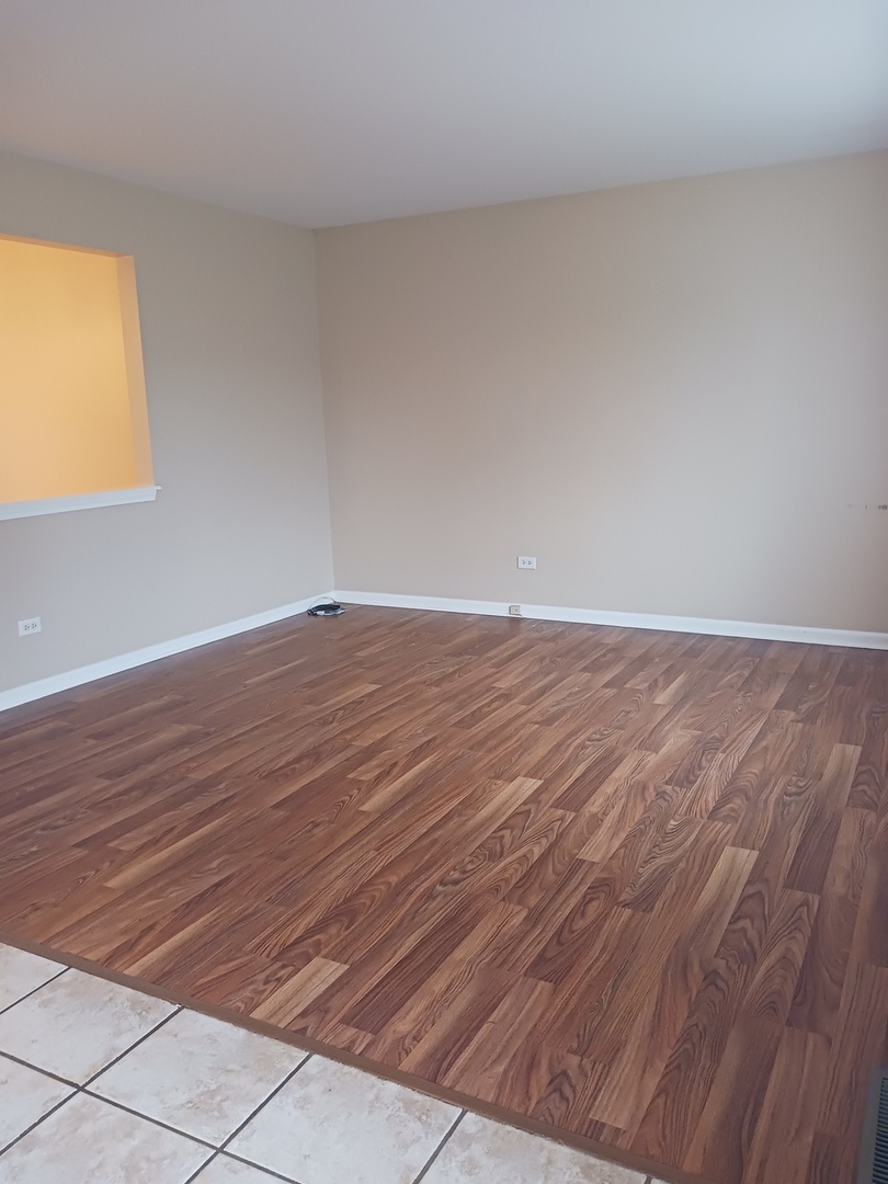 546 Fawn Court, Carol Stream, IL 60188