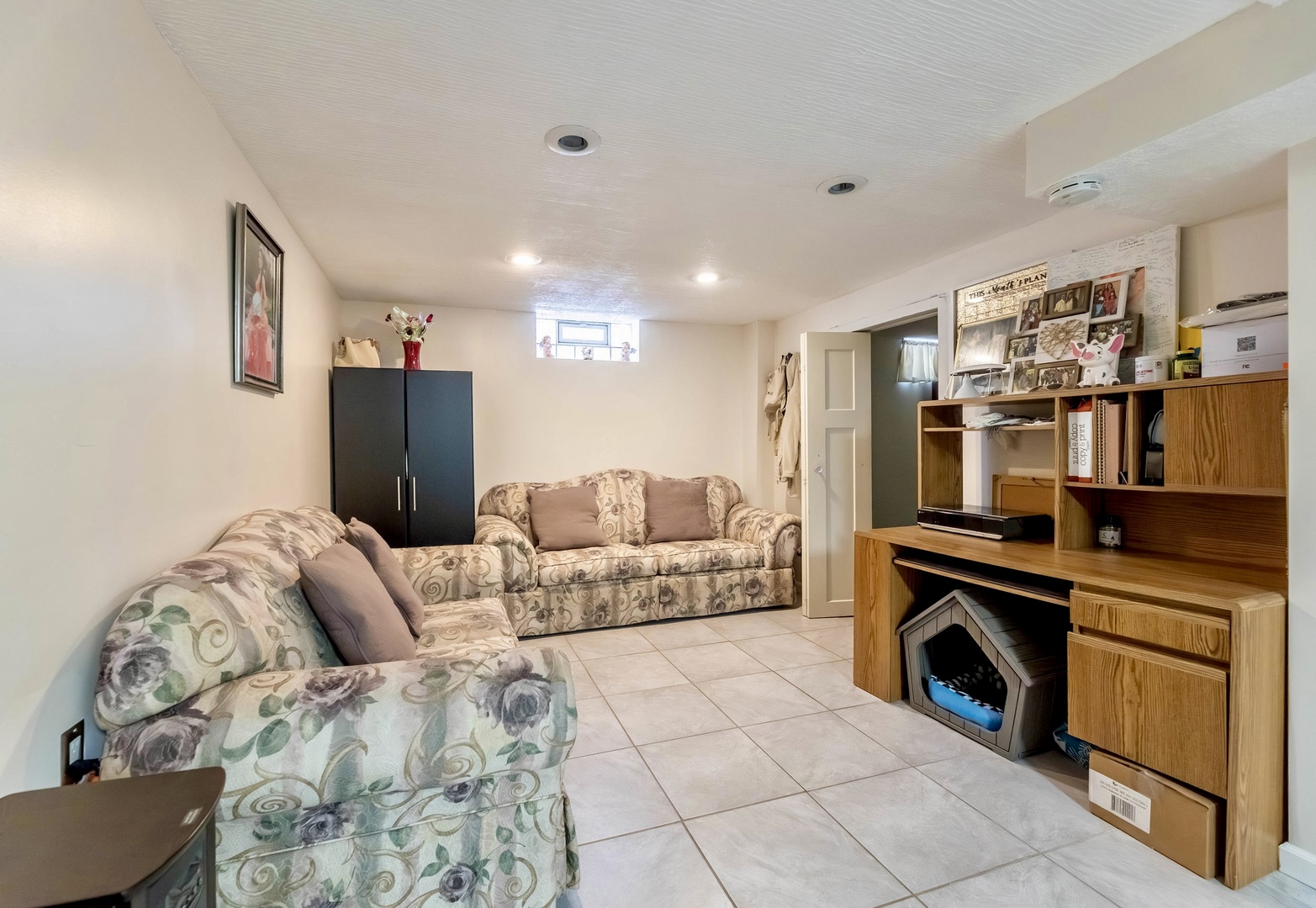 1617 Glenwood Avenue, Joliet, IL 60435