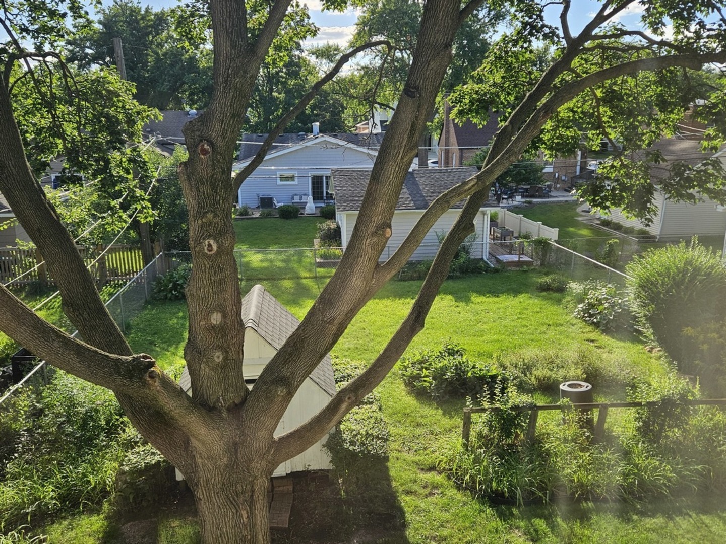 956 S Hillside Avenue, Elmhurst, IL 60126