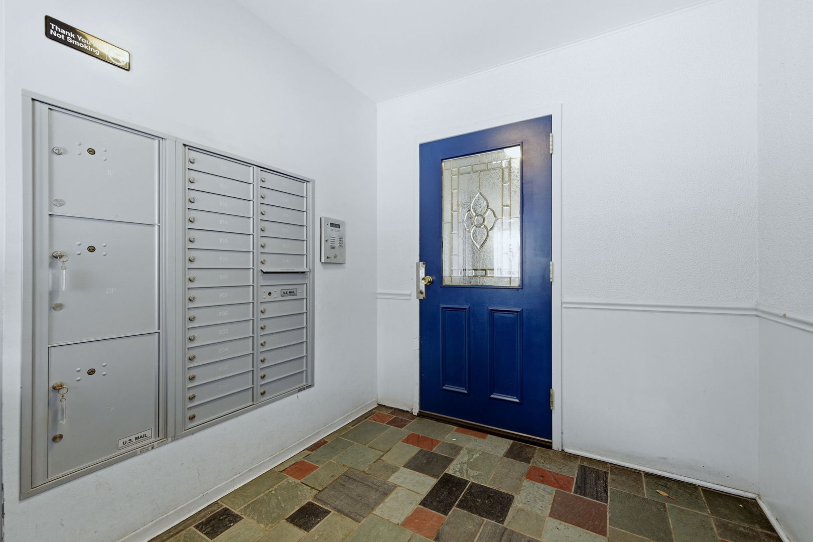 222 Washington Boulevard #105, Oak Park, IL 60302