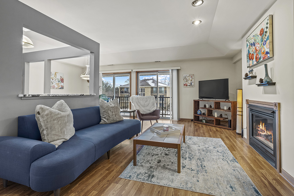 12755 Saint Andrews Court #302, Lemont, IL 60439