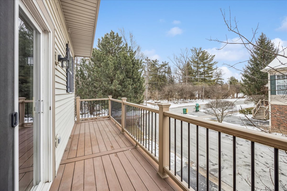 1424 S FAIRFIELD Avenue #1424, Lombard, IL 60148