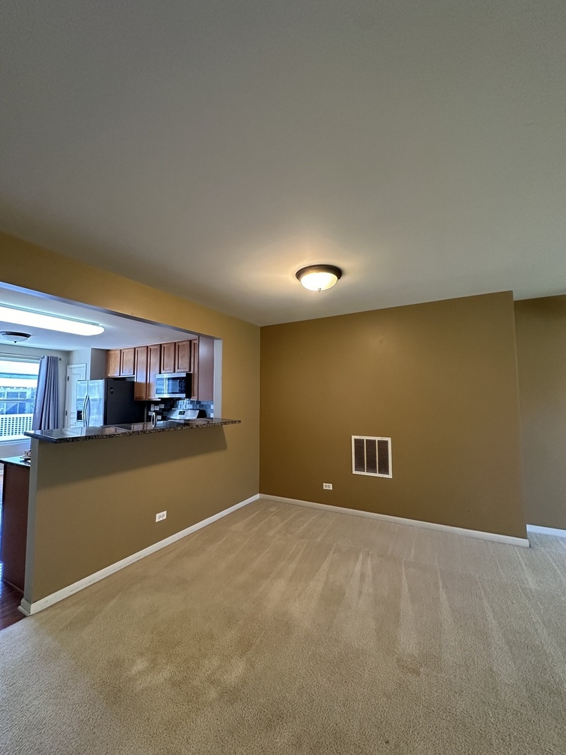 2462 Emily Lane, Elgin, IL 60124