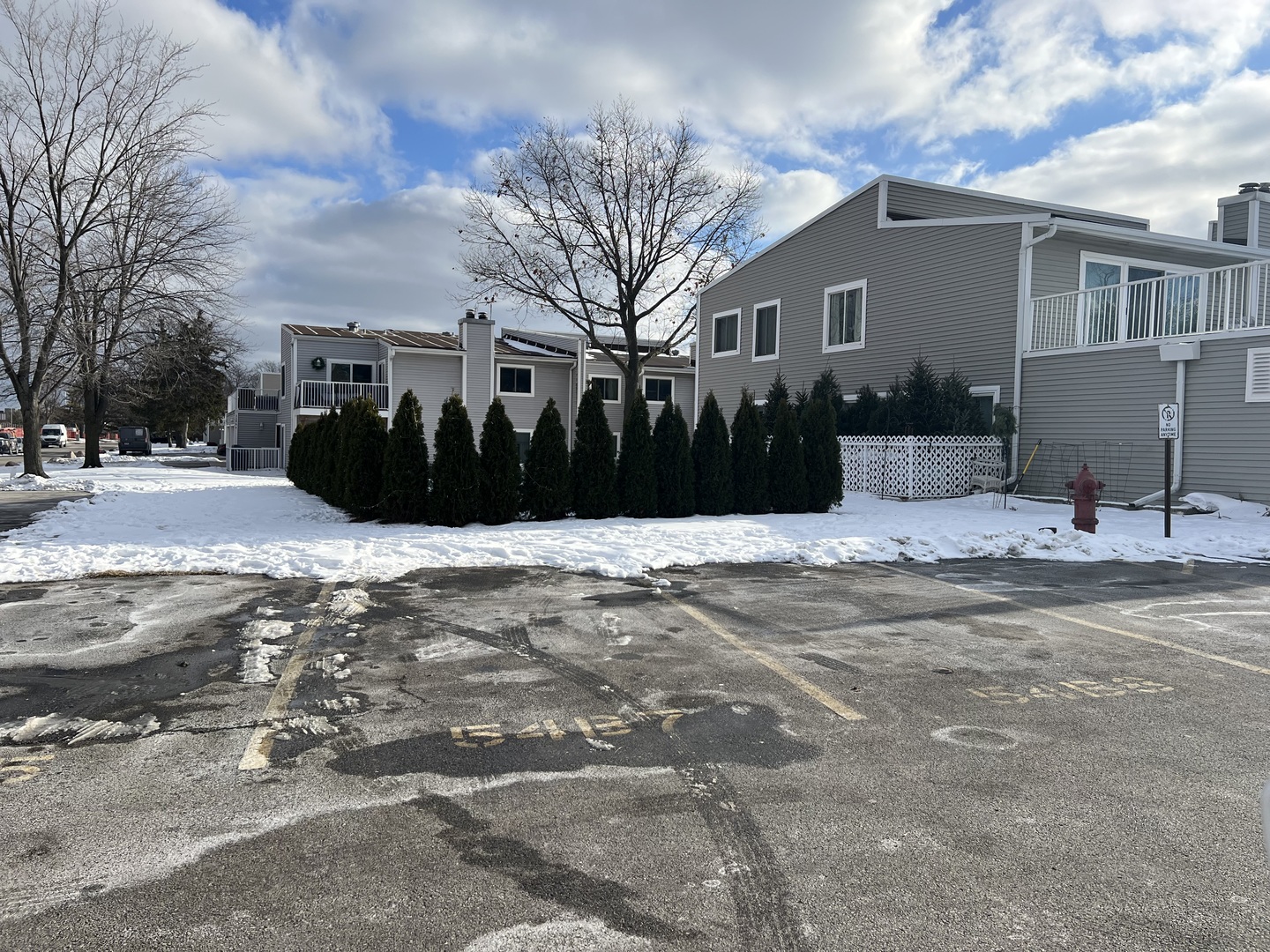 2254 N Baldwin Way #7B, Palatine, IL 60074