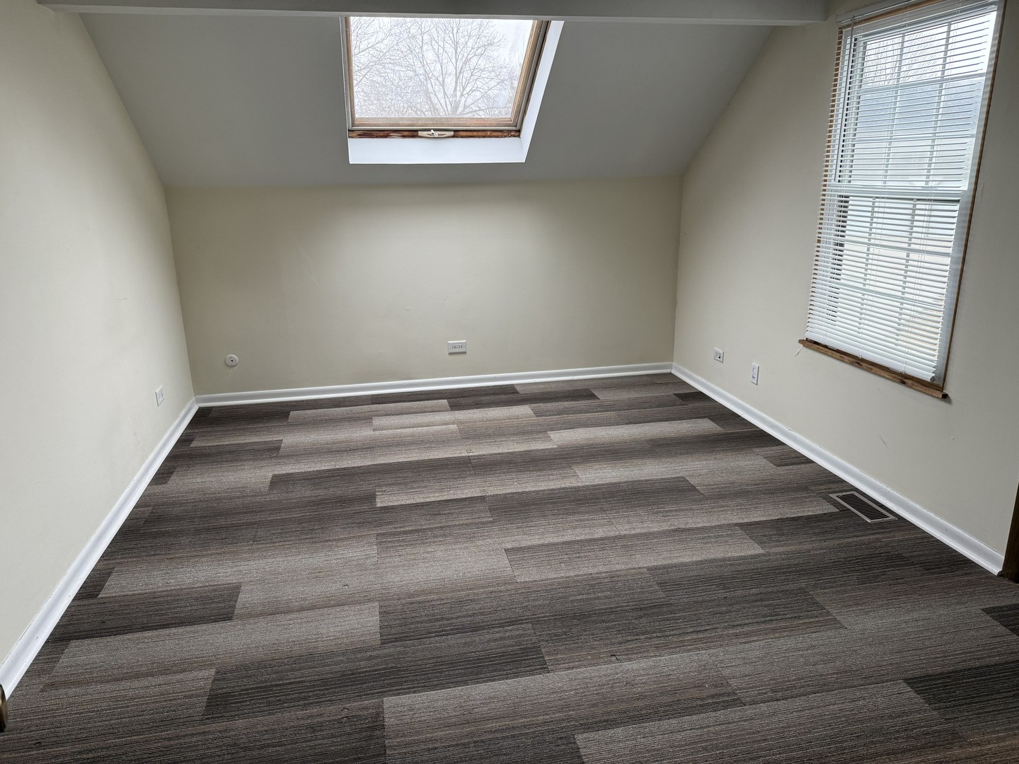 704 Wakefield Road #0, Gurnee, IL 60031