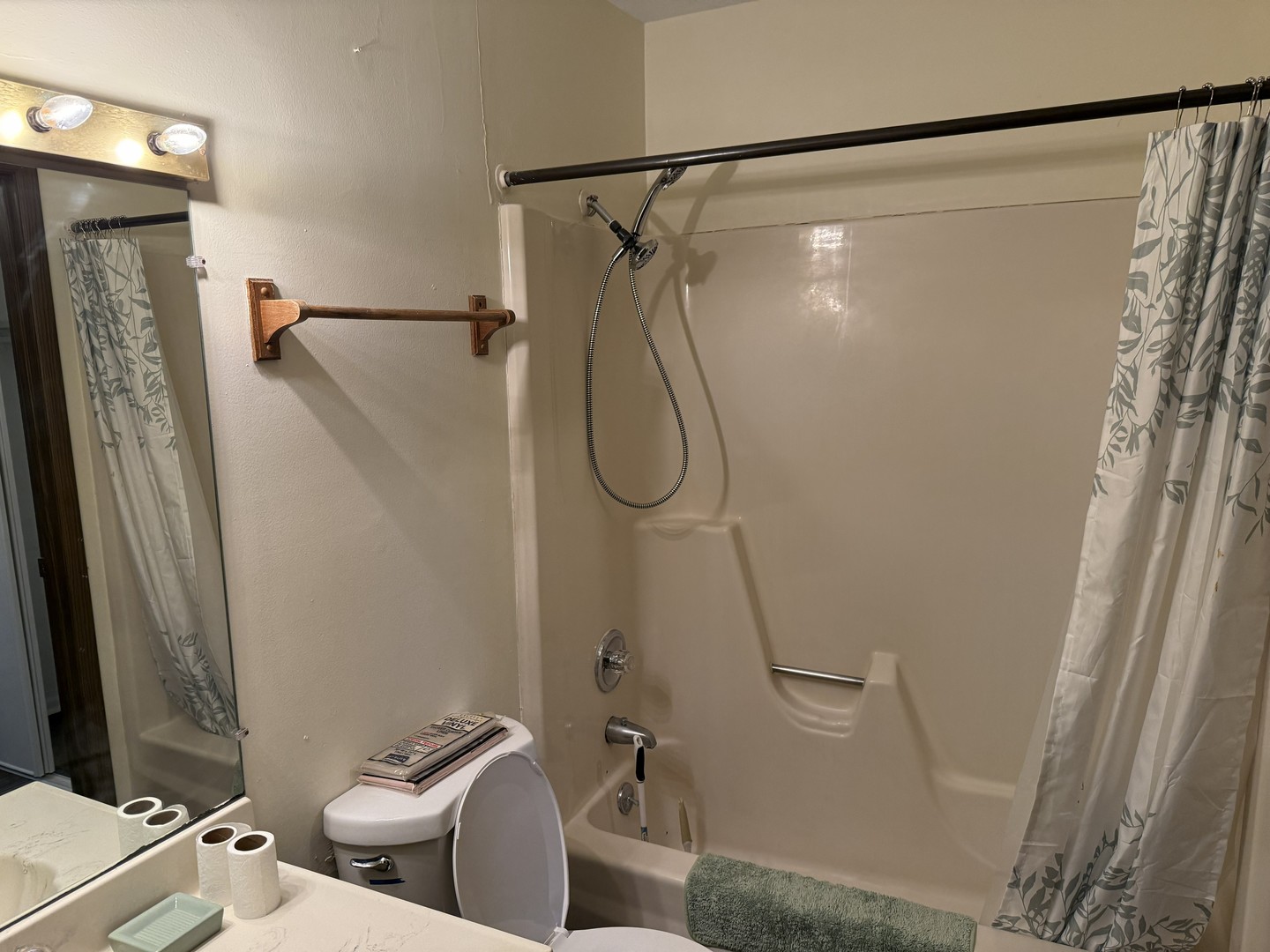 704 Wakefield Road #0, Gurnee, IL 60031