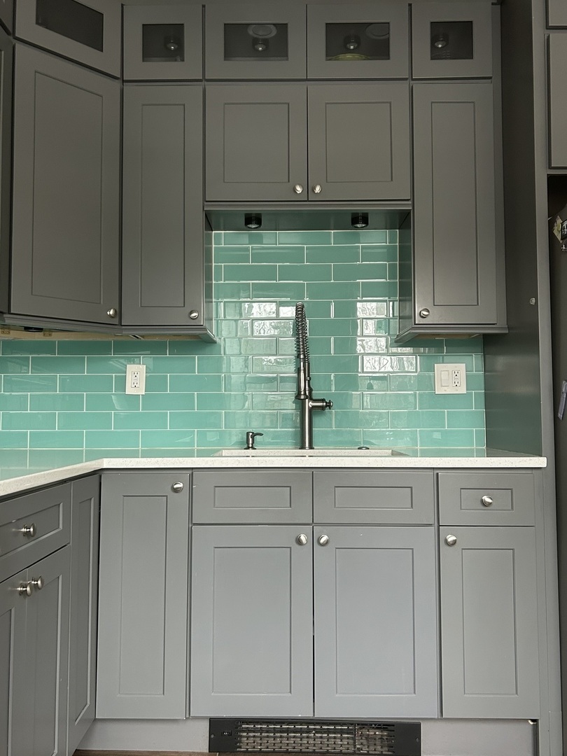 3901 Custer Avenue, Lyons, IL 60534