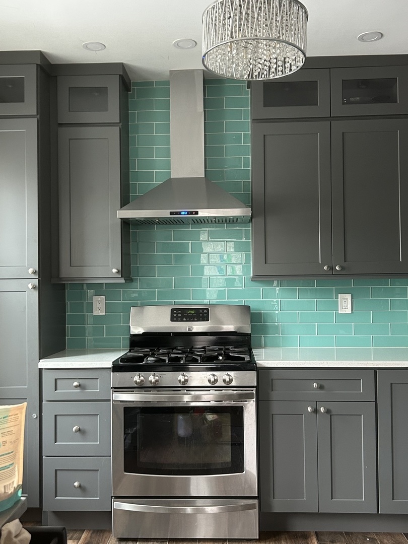 3901 Custer Avenue, Lyons, IL 60534