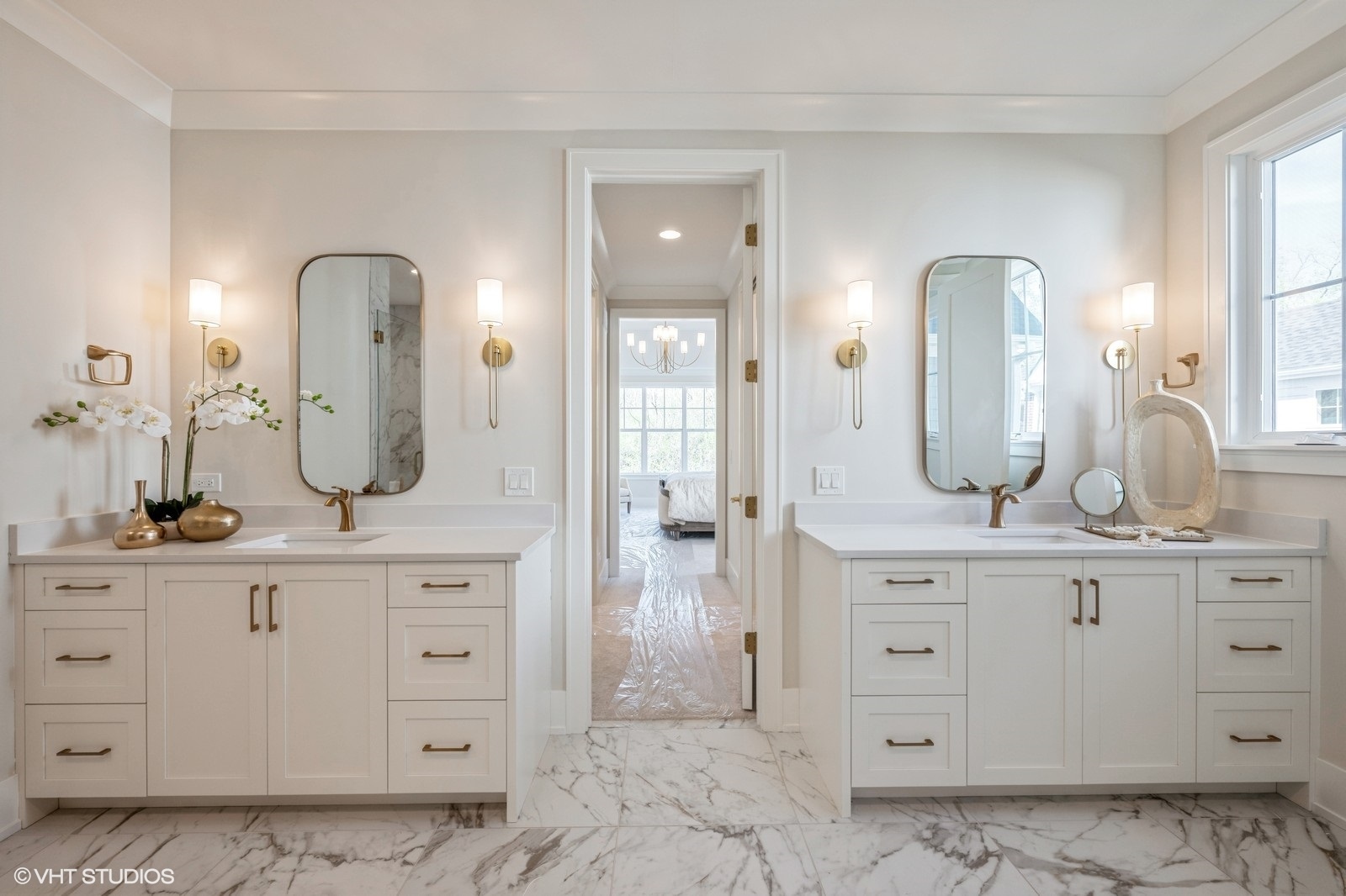 Willowbrook, IL 60527