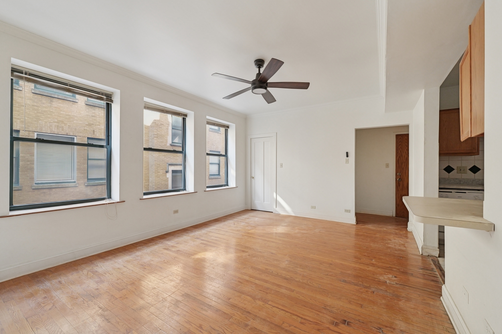 7209 S Yates Boulevard #2B, Chicago, IL 60649