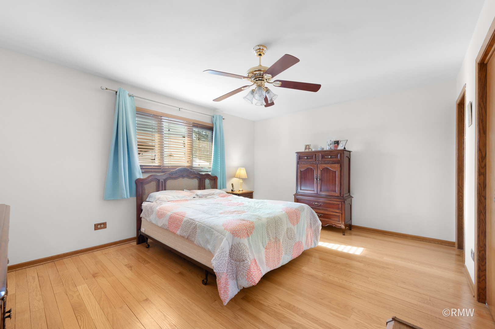 1113 N Itasca Road, Addison, IL 60101