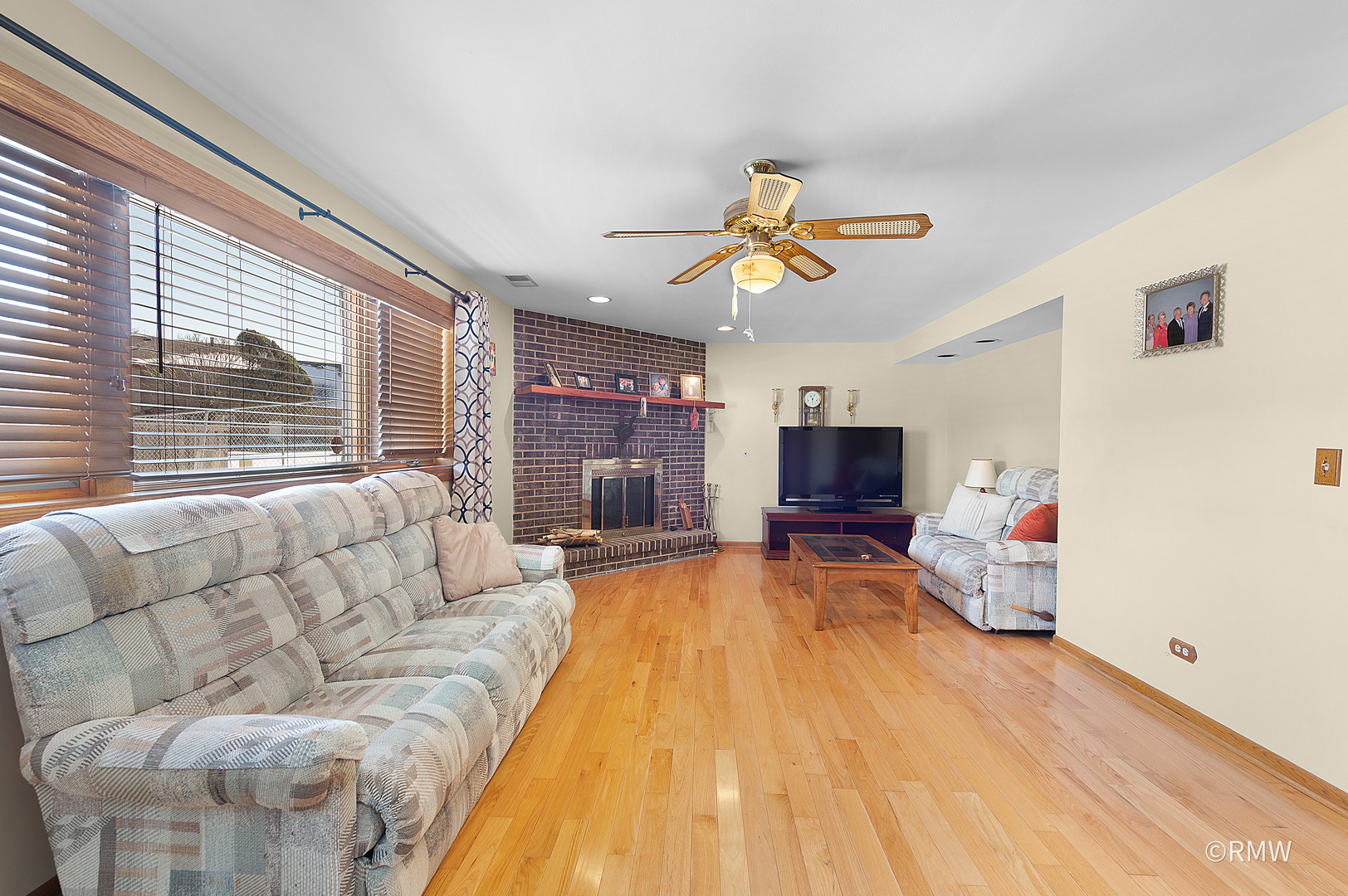 1113 N Itasca Road, Addison, IL 60101