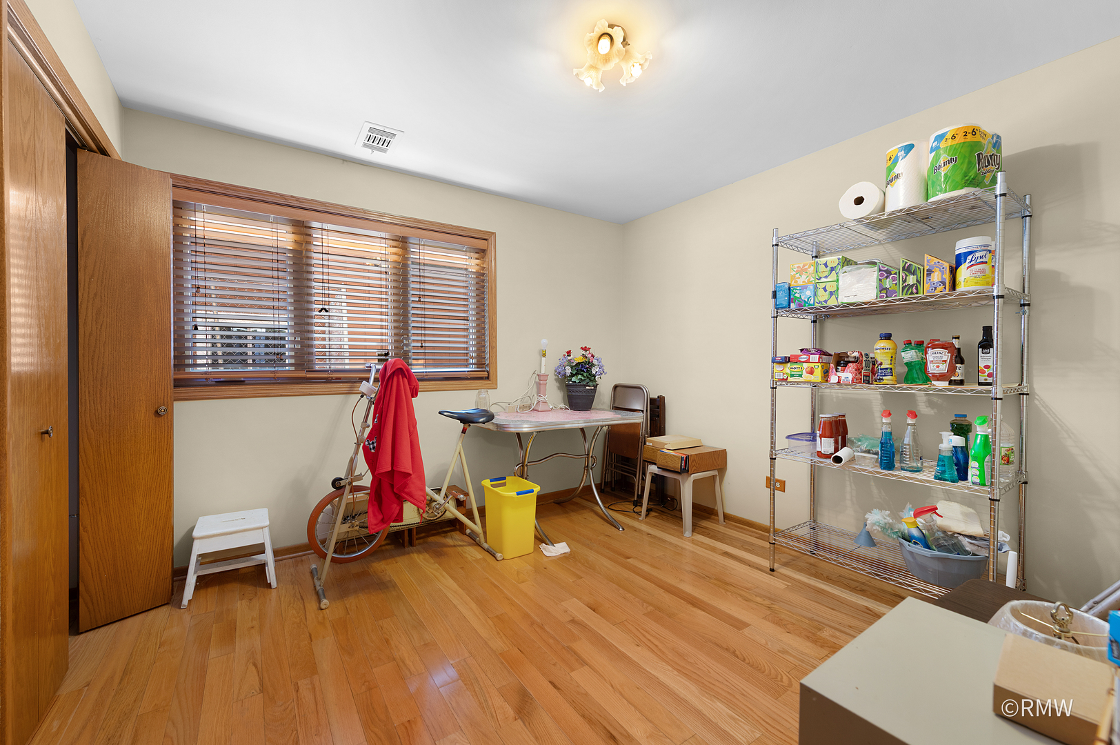 1113 N Itasca Road, Addison, IL 60101