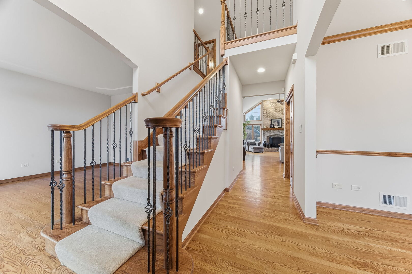 16039 S RIDGEWOOD Drive, Homer Glen, IL 60491