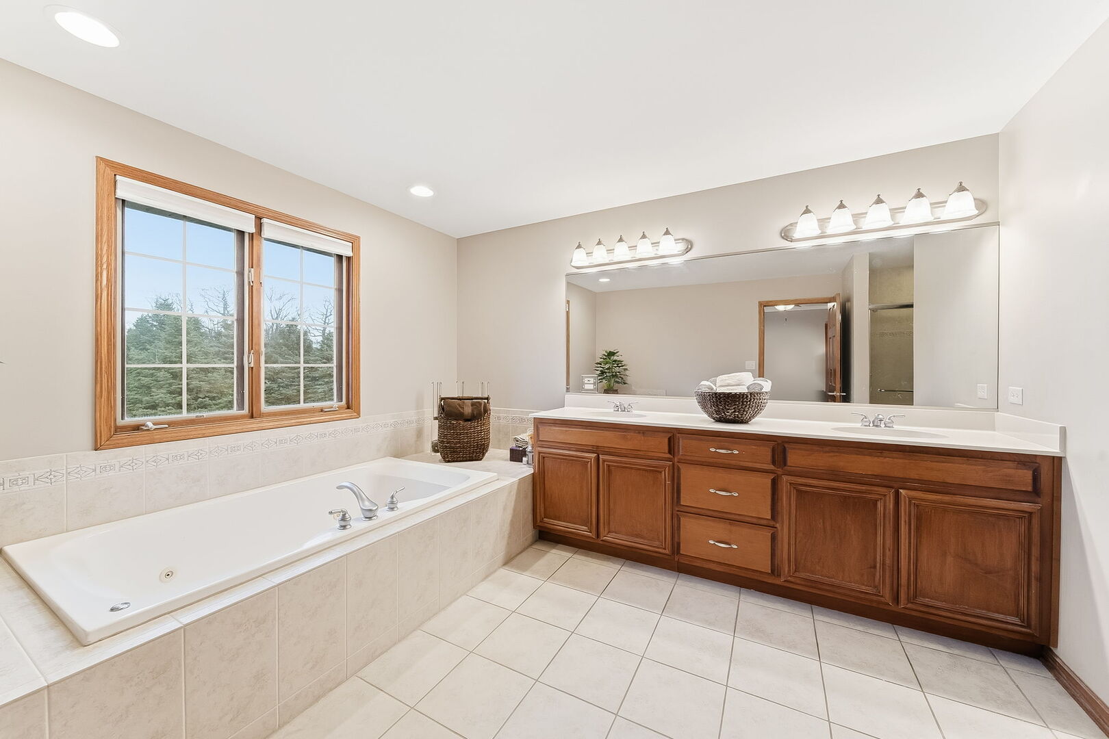 16039 S RIDGEWOOD Drive, Homer Glen, IL 60491