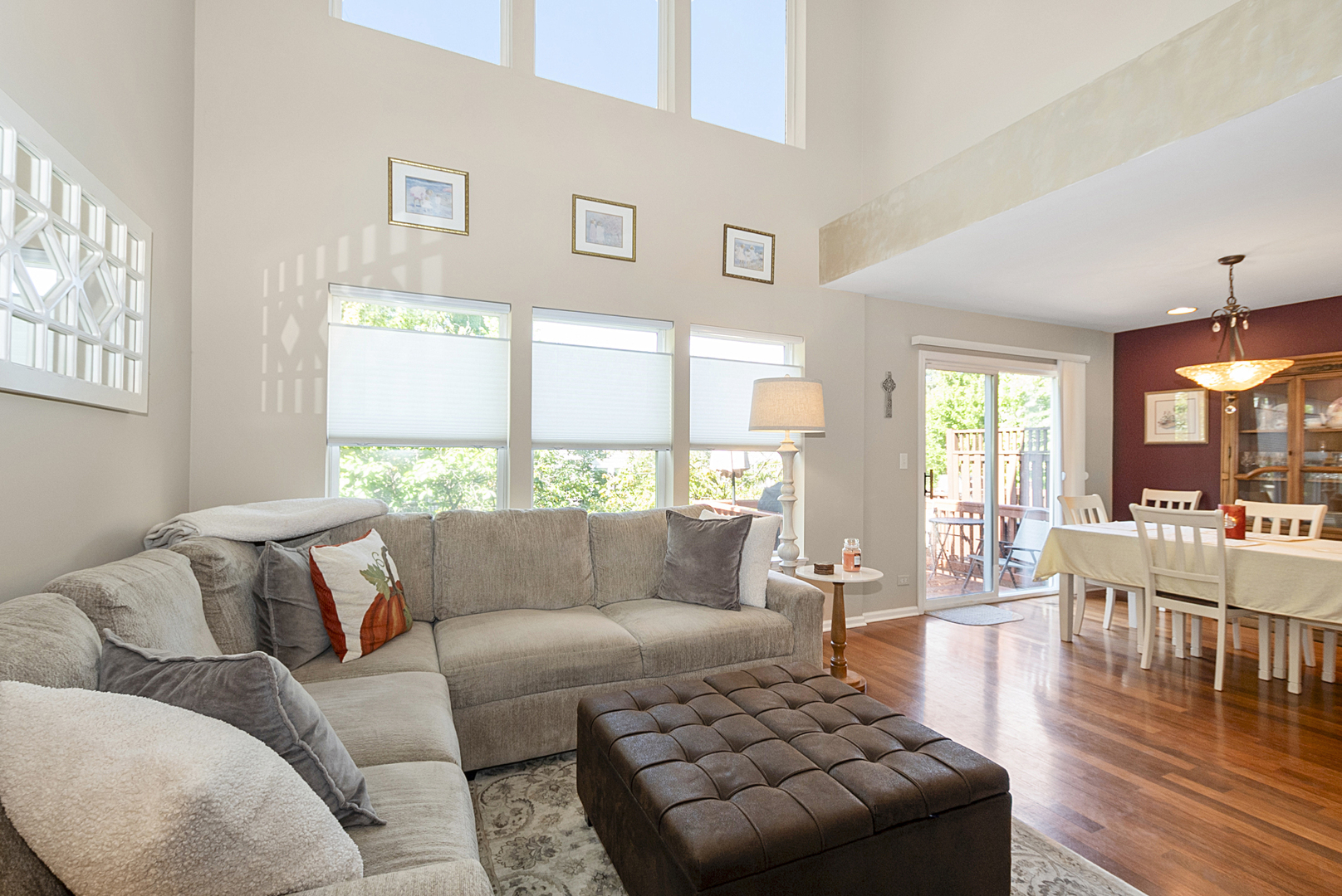 6154 Dixon Drive, Lisle, IL 60532