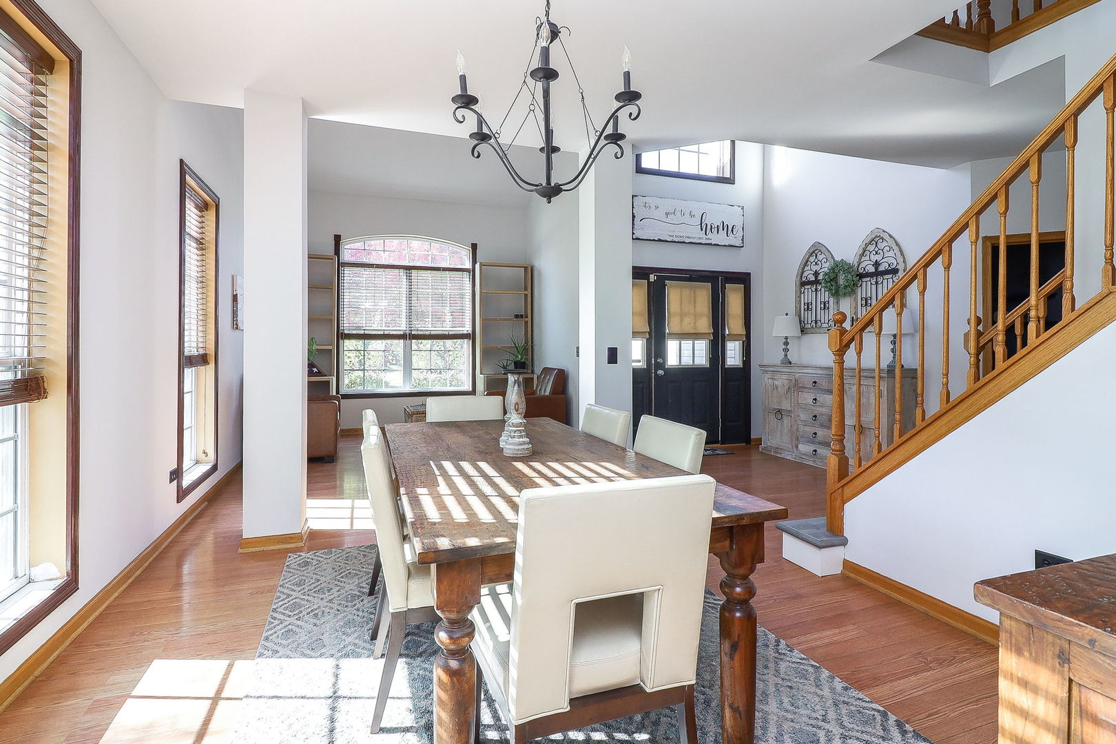 406 S Palmer Drive, Bolingbrook, IL 60490