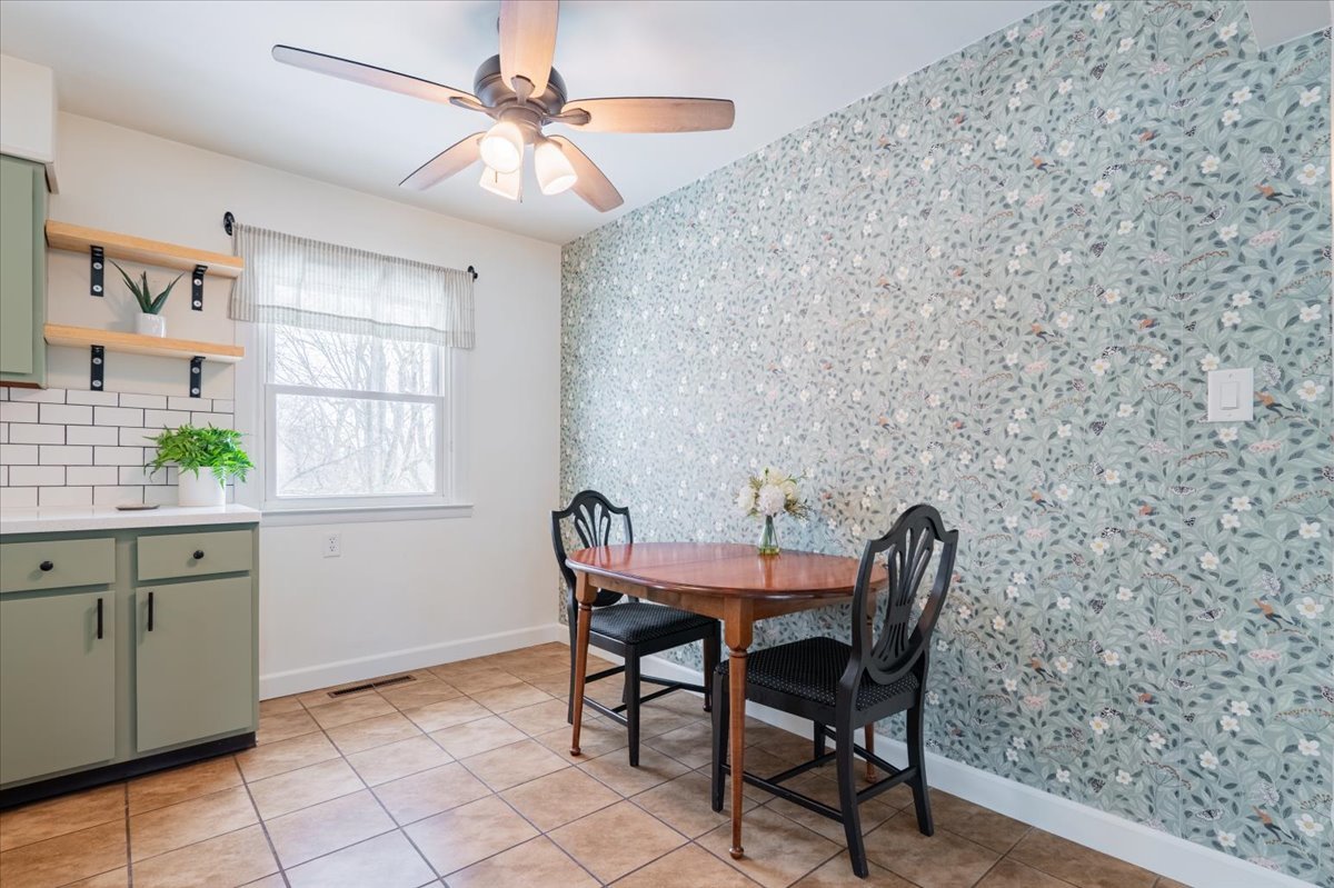 202 Tanner Street, Bloomington, IL 61701