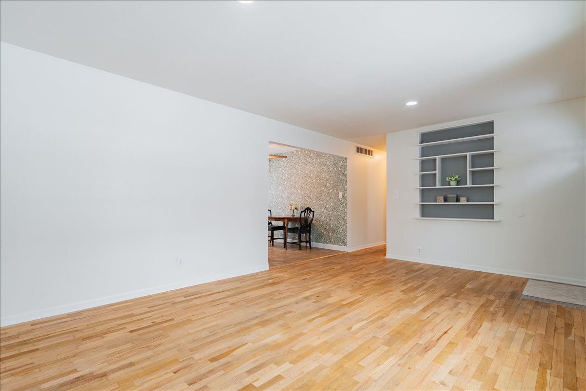 202 Tanner Street, Bloomington, IL 61701