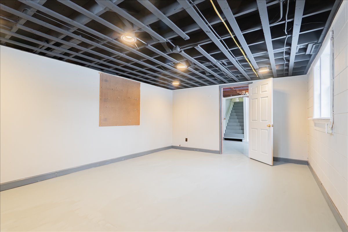 202 Tanner Street, Bloomington, IL 61701