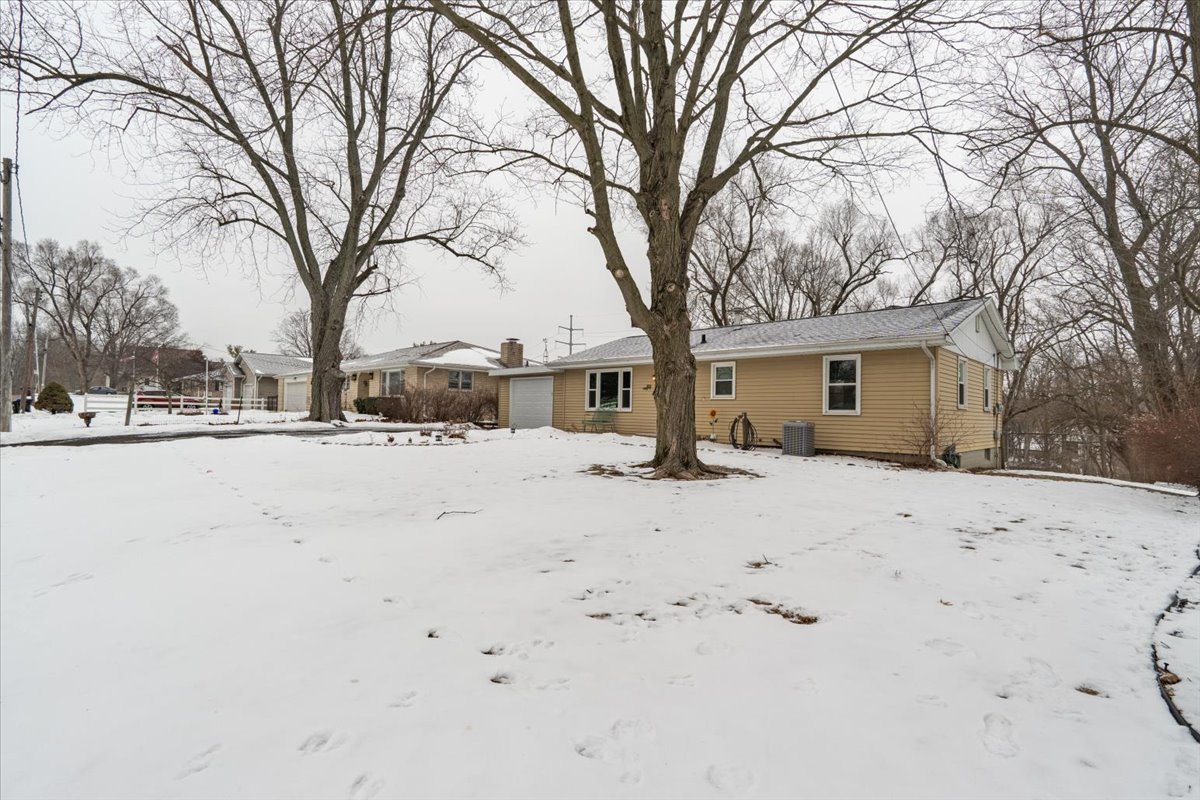 202 Tanner Street, Bloomington, IL 61701