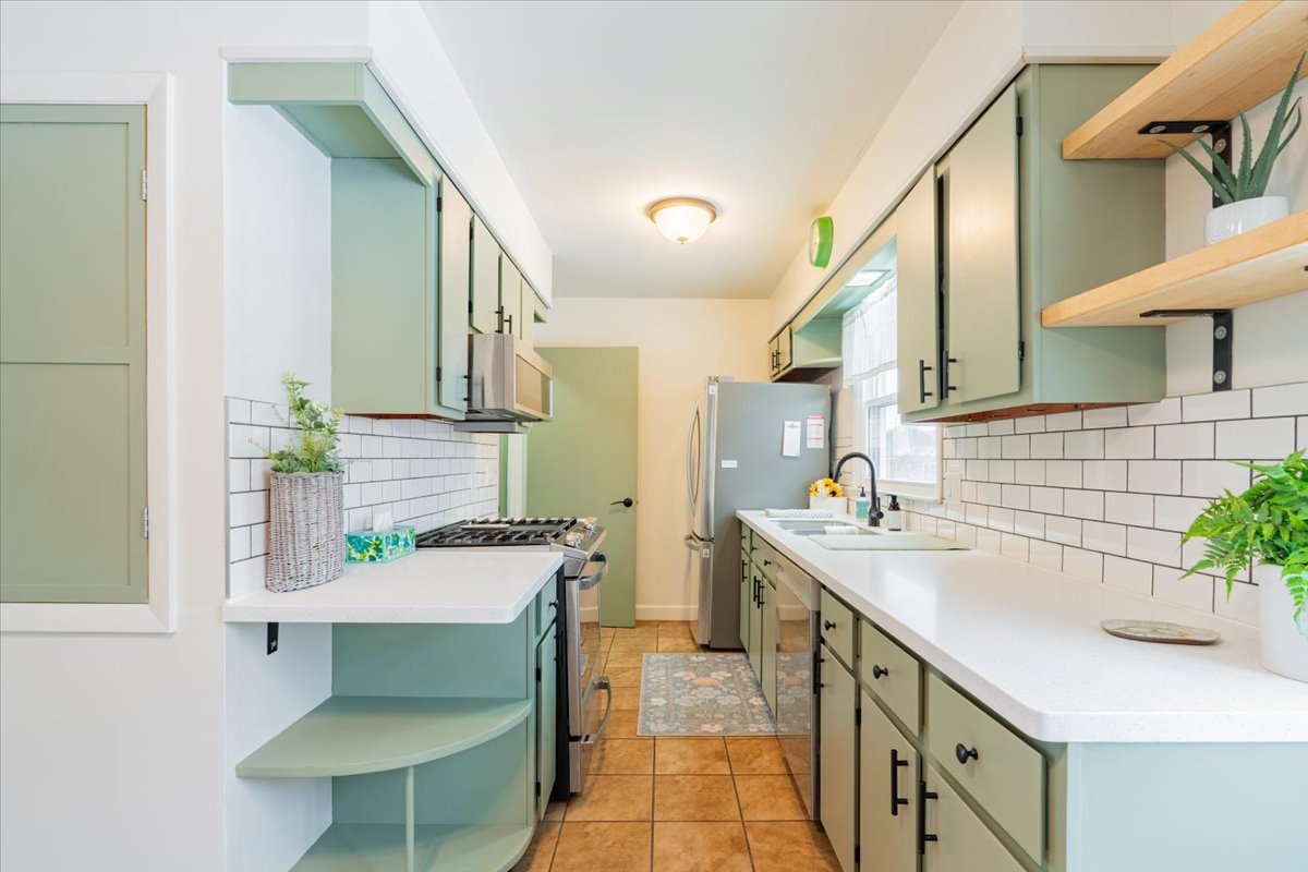 202 Tanner Street, Bloomington, IL 61701