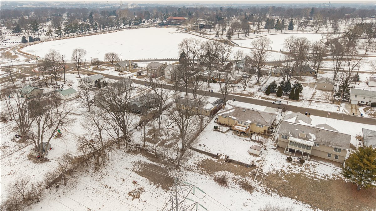 202 Tanner Street, Bloomington, IL 61701