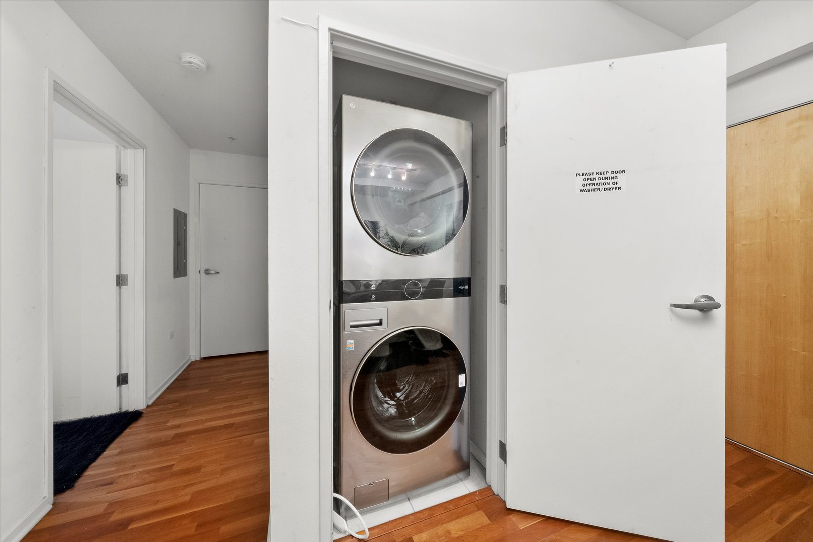 9725 Woods Drive #309, Skokie, IL 60077