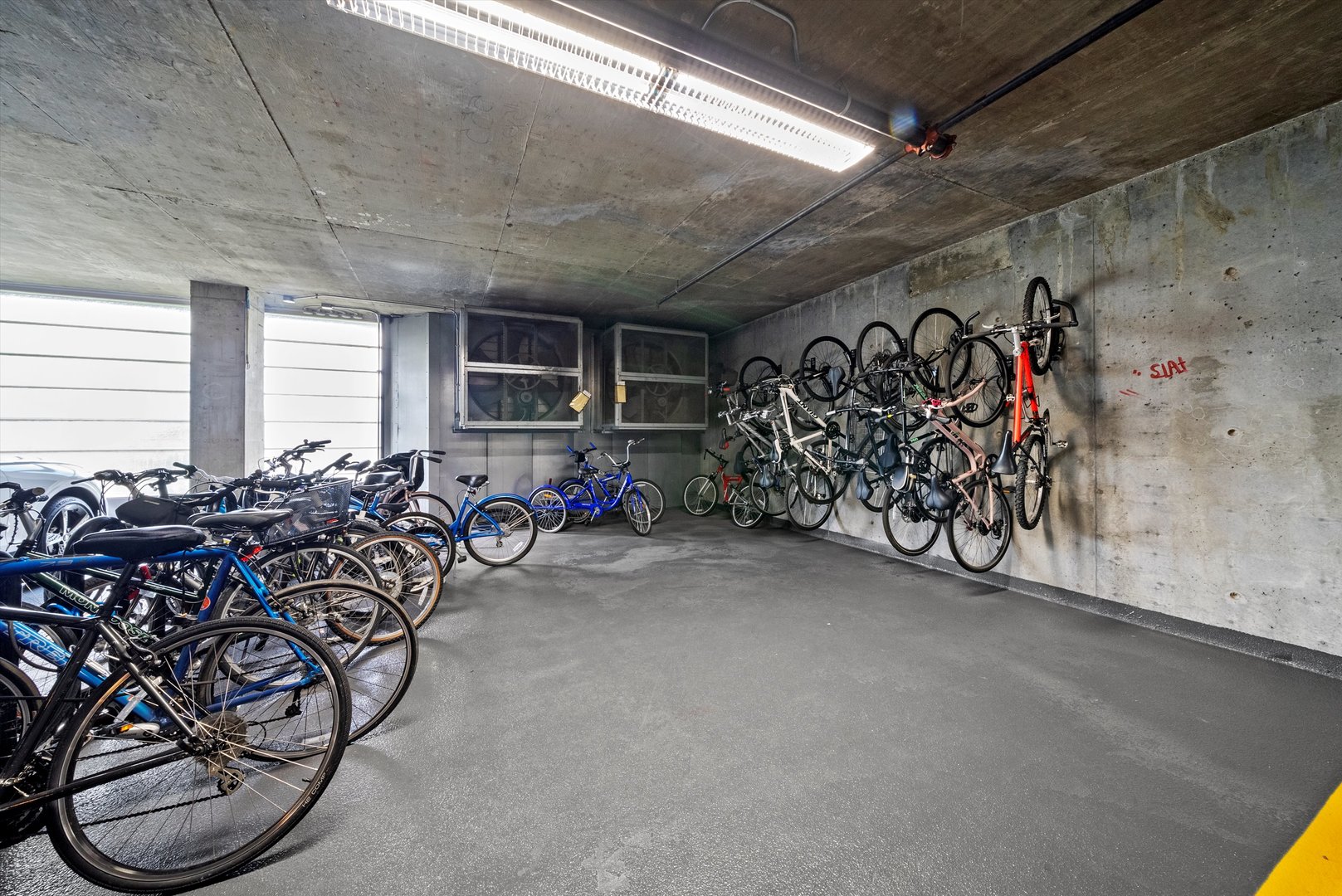 9725 Woods Drive #309, Skokie, IL 60077