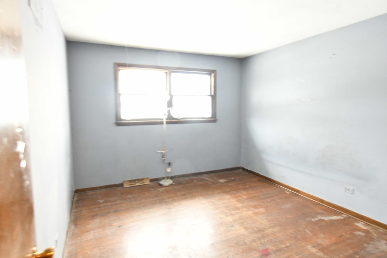 17032 Cregier Avenue, South Holland, IL 60473