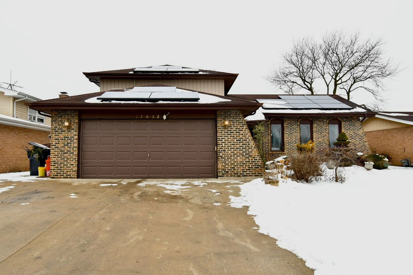 17032 Cregier Avenue, South Holland, IL 60473