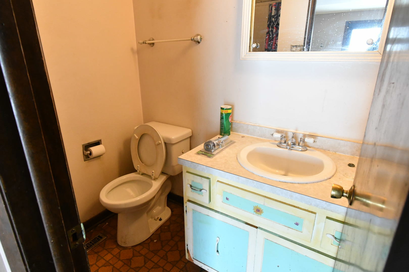 17032 Cregier Avenue, South Holland, IL 60473