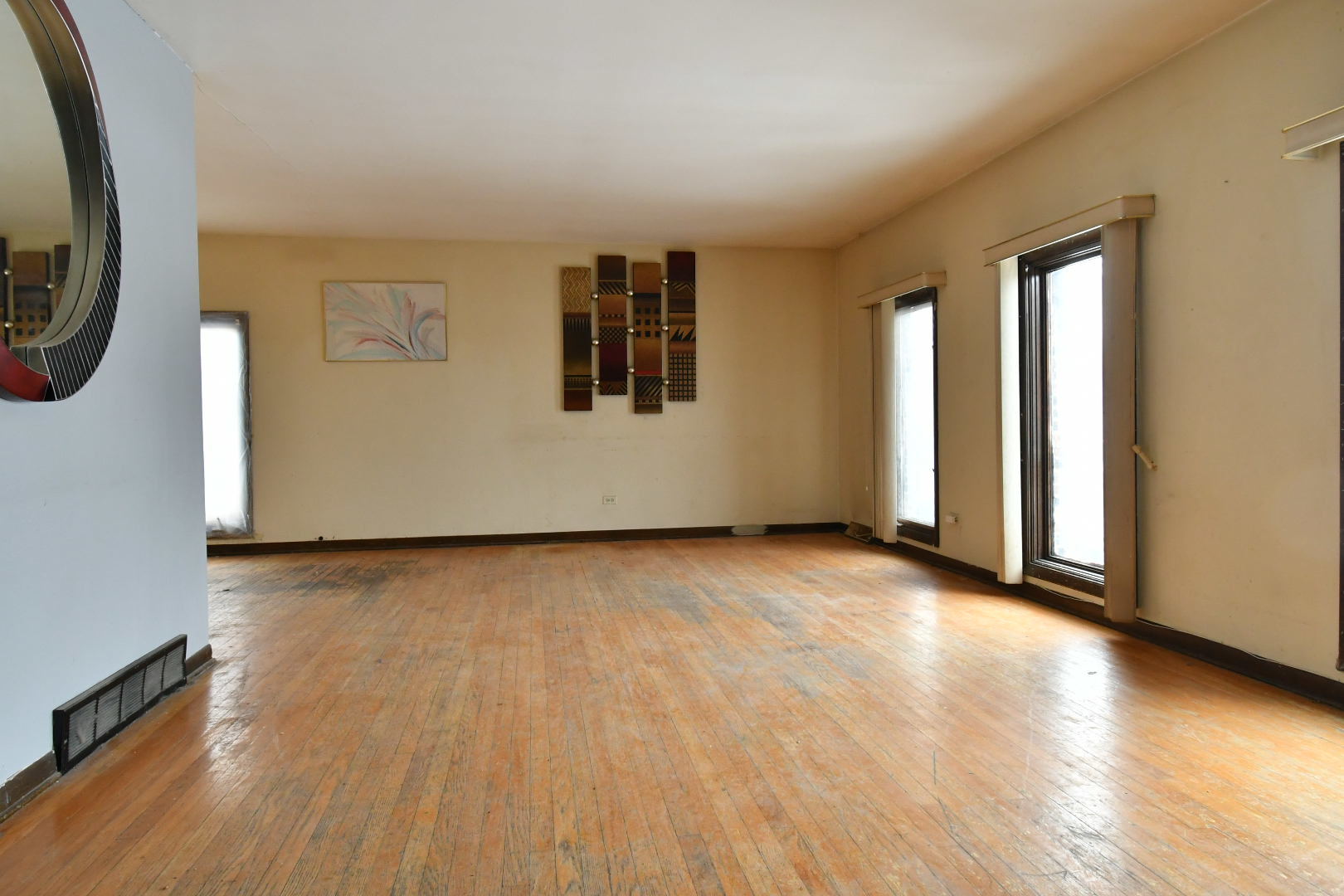 17032 Cregier Avenue, South Holland, IL 60473