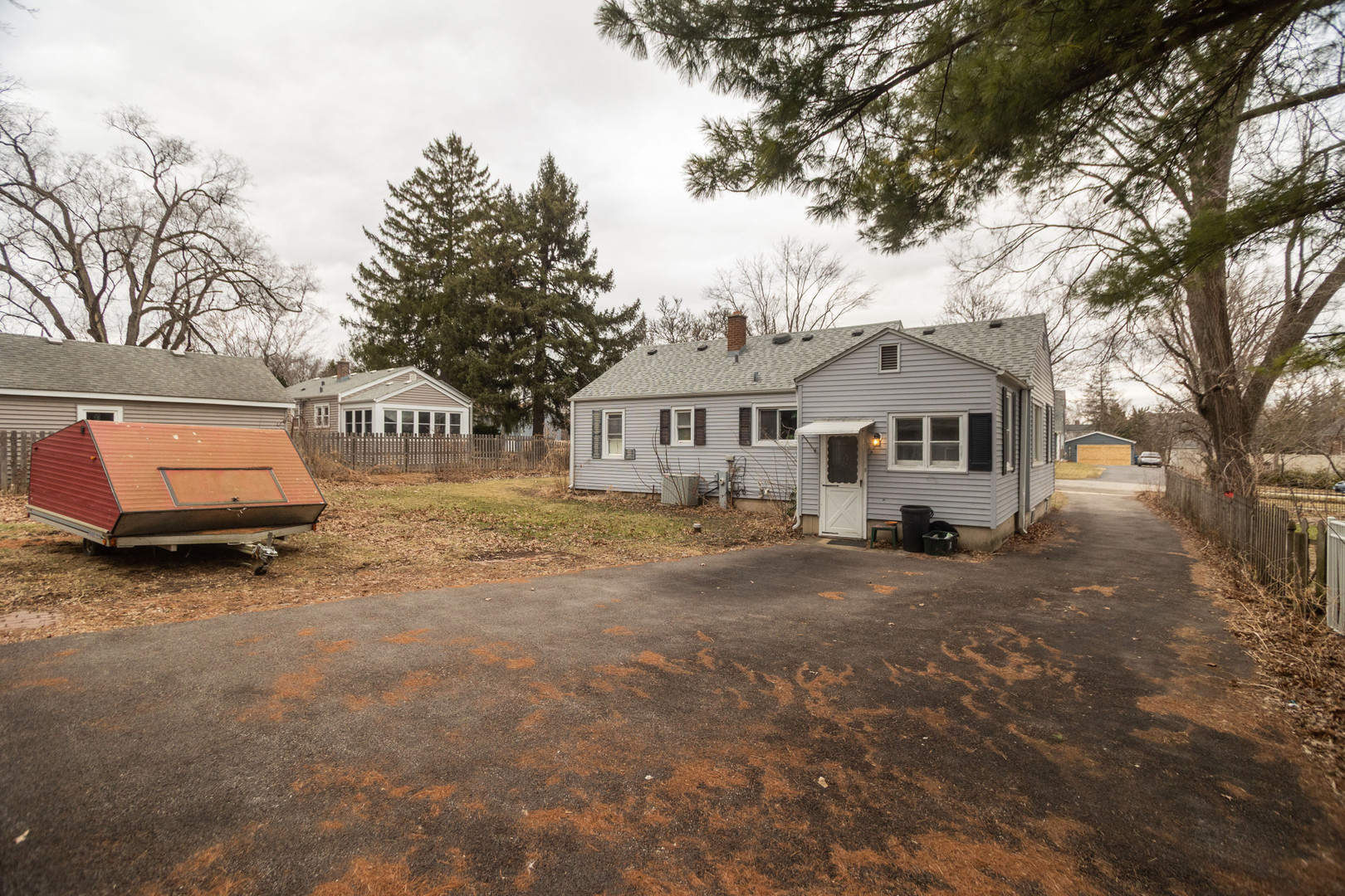 105 Traube Avenue, Downers Grove, IL 60515