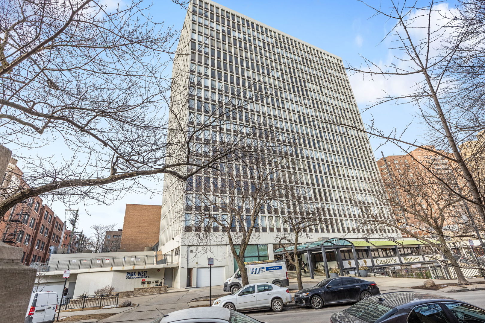 444 W Fullerton Parkway #603, Chicago, IL 60614