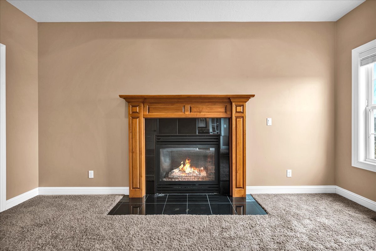 2315 Knollbrook Way, Bloomington, IL 61705