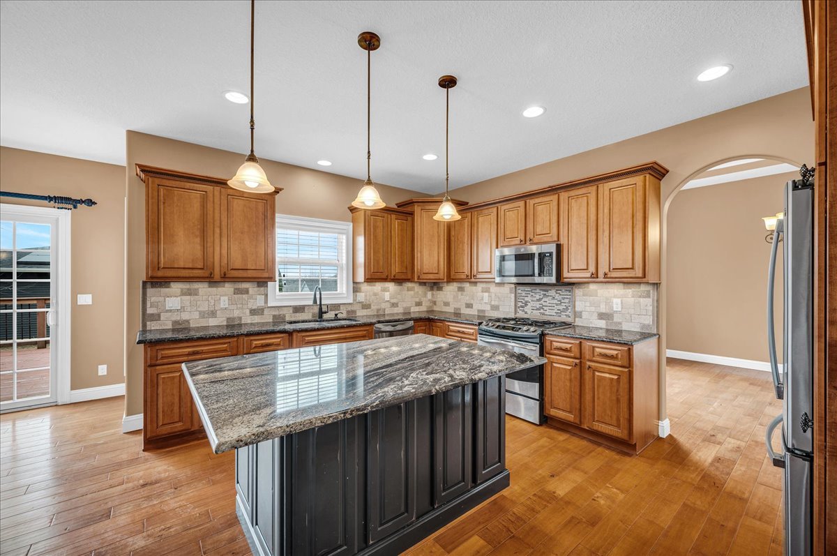 2315 Knollbrook Way, Bloomington, IL 61705