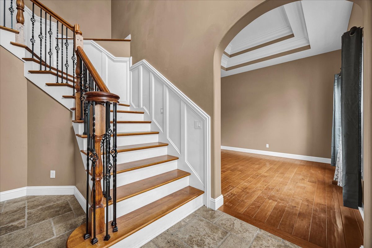 2315 Knollbrook Way, Bloomington, IL 61705