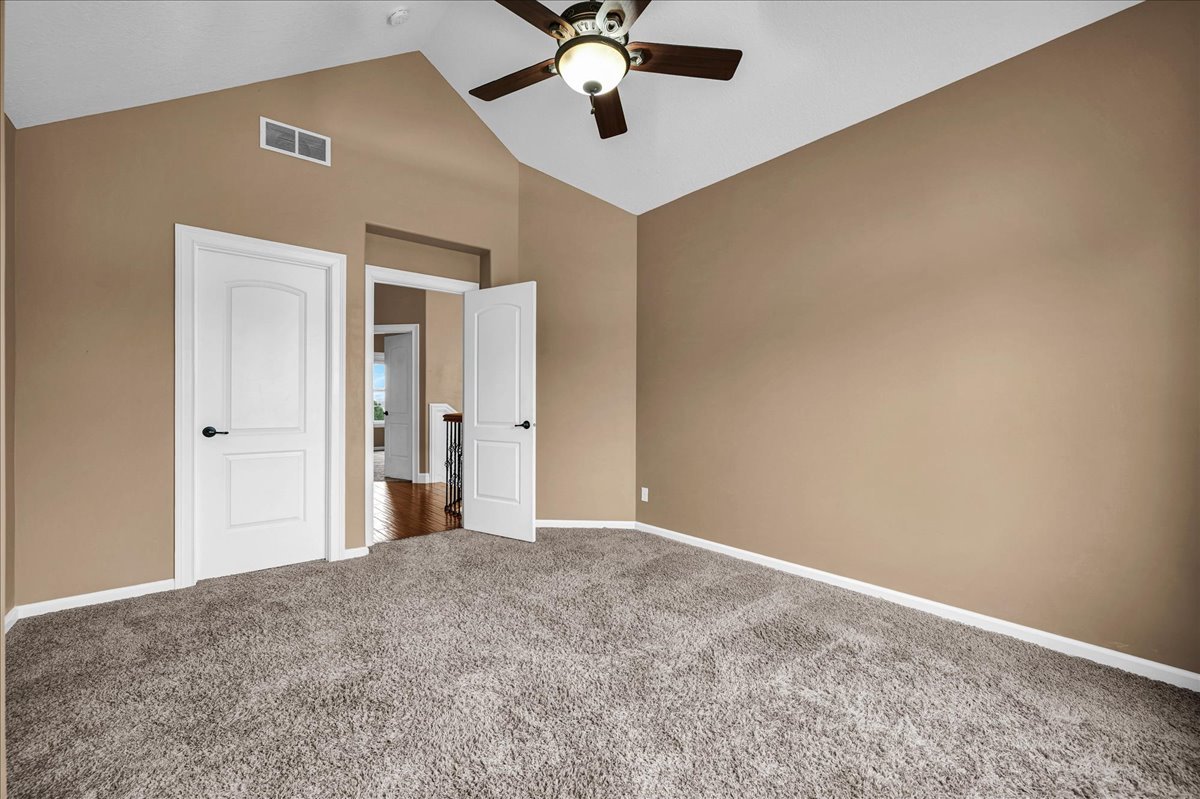 2315 Knollbrook Way, Bloomington, IL 61705