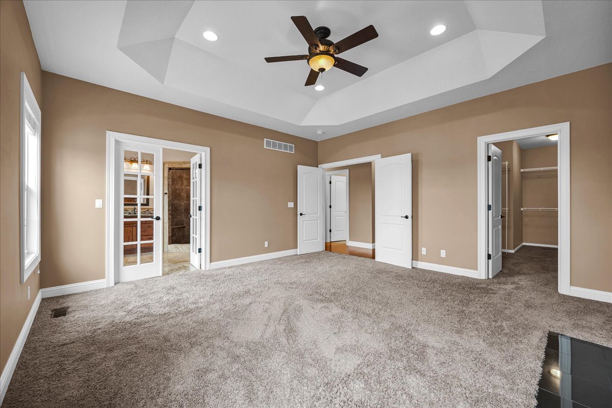 2315 Knollbrook Way, Bloomington, IL 61705