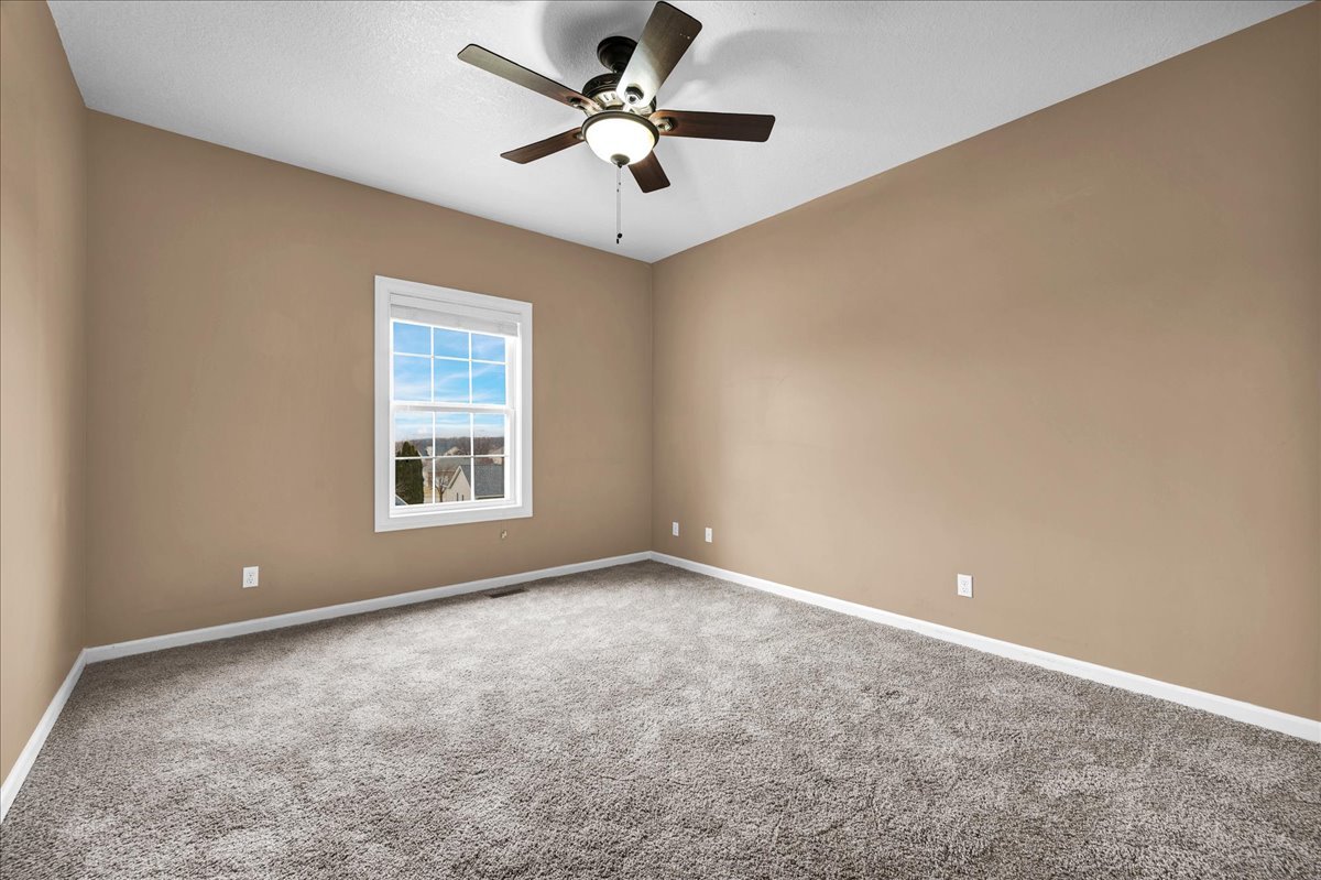 2315 Knollbrook Way, Bloomington, IL 61705