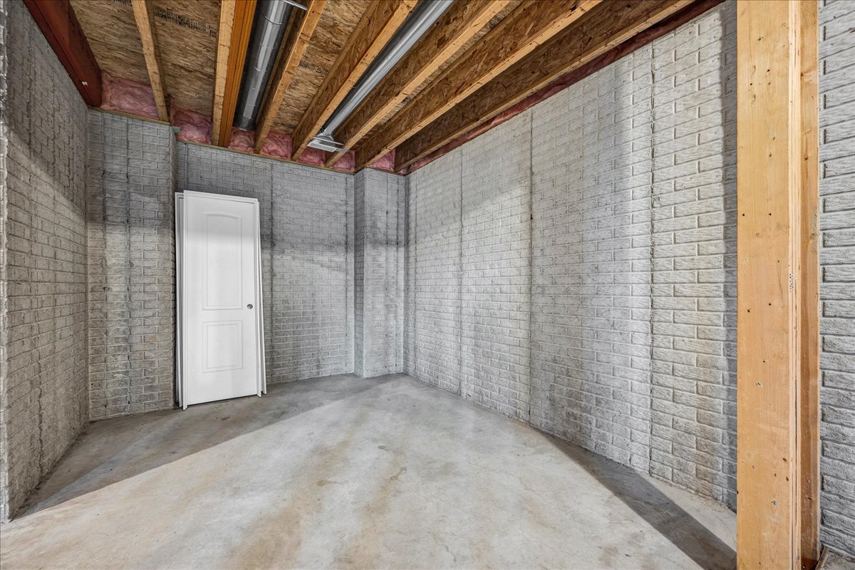 2315 Knollbrook Way, Bloomington, IL 61705