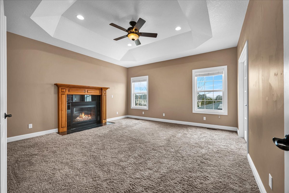 2315 Knollbrook Way, Bloomington, IL 61705