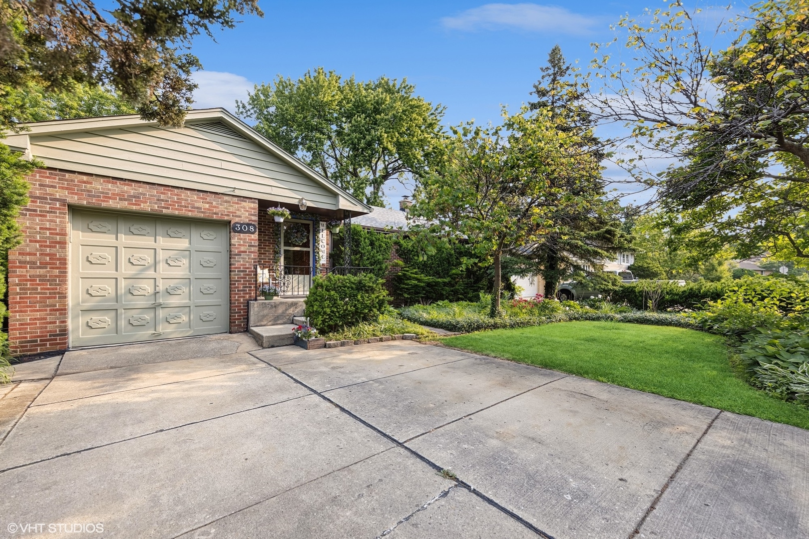 308 Sheldon Avenue, Downers Grove, IL 60515