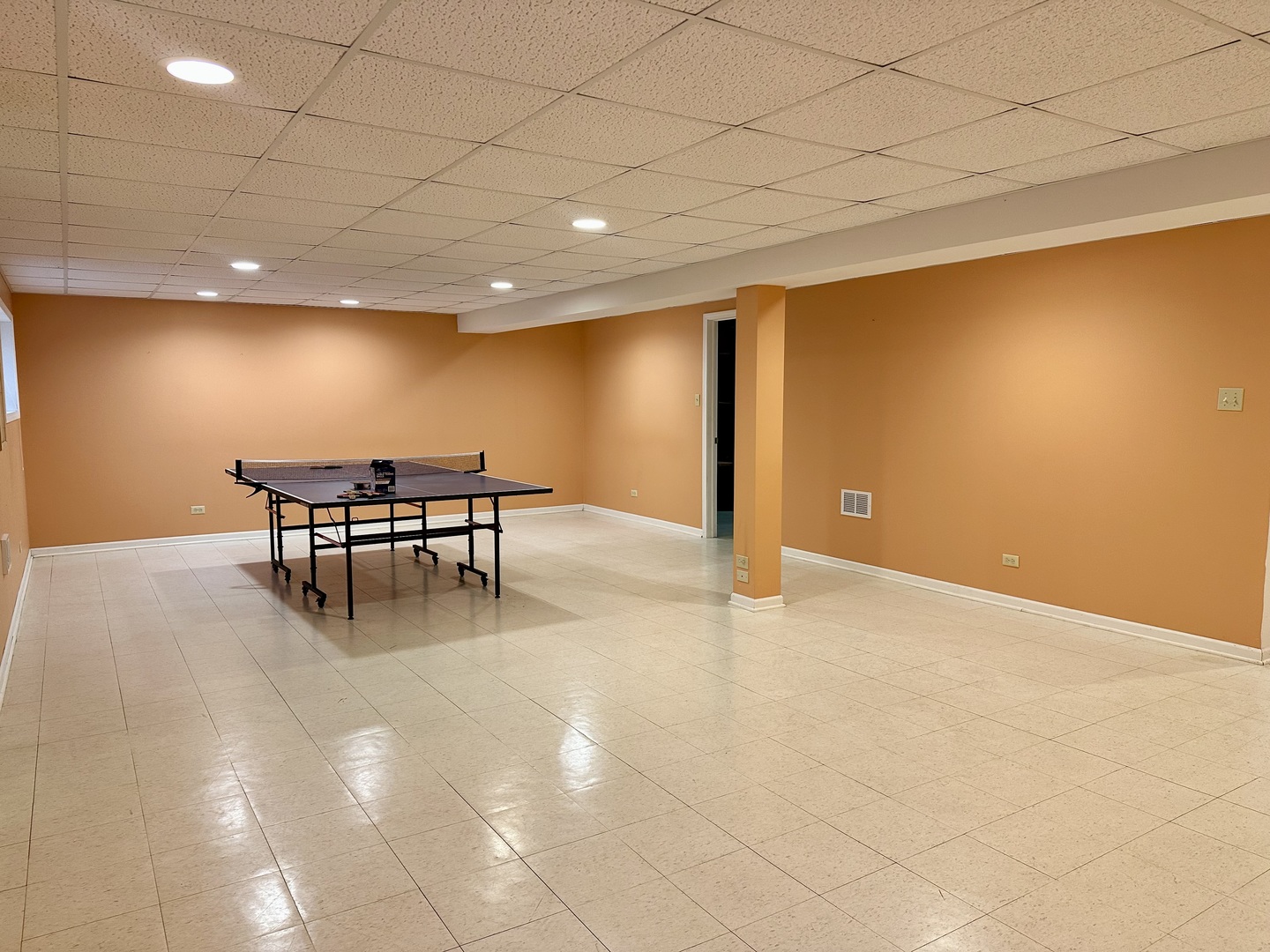 11904 Somerset Road, Orland Park, IL 60467