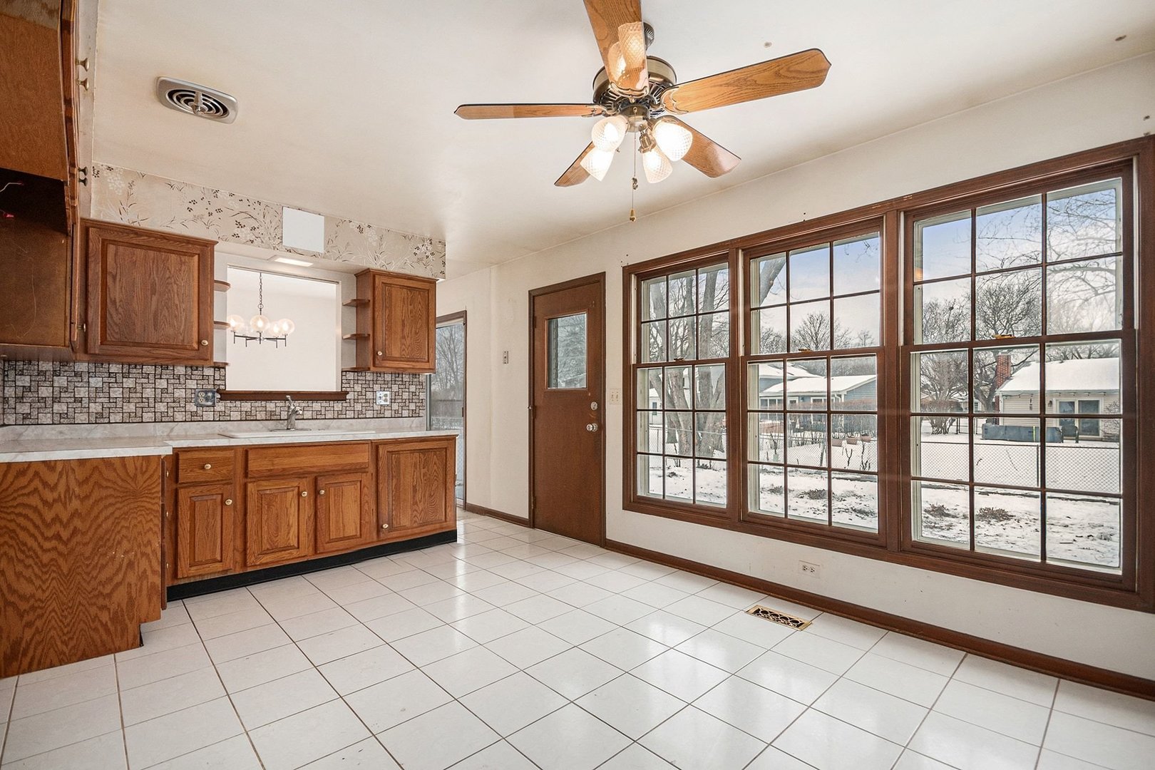 812 Lehigh Lane, Buffalo Grove, IL 60089