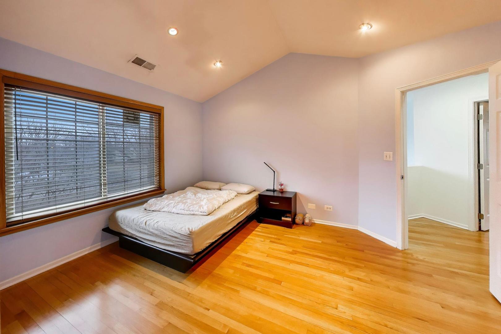 105 Heritage Lane, Streamwood, IL 60107