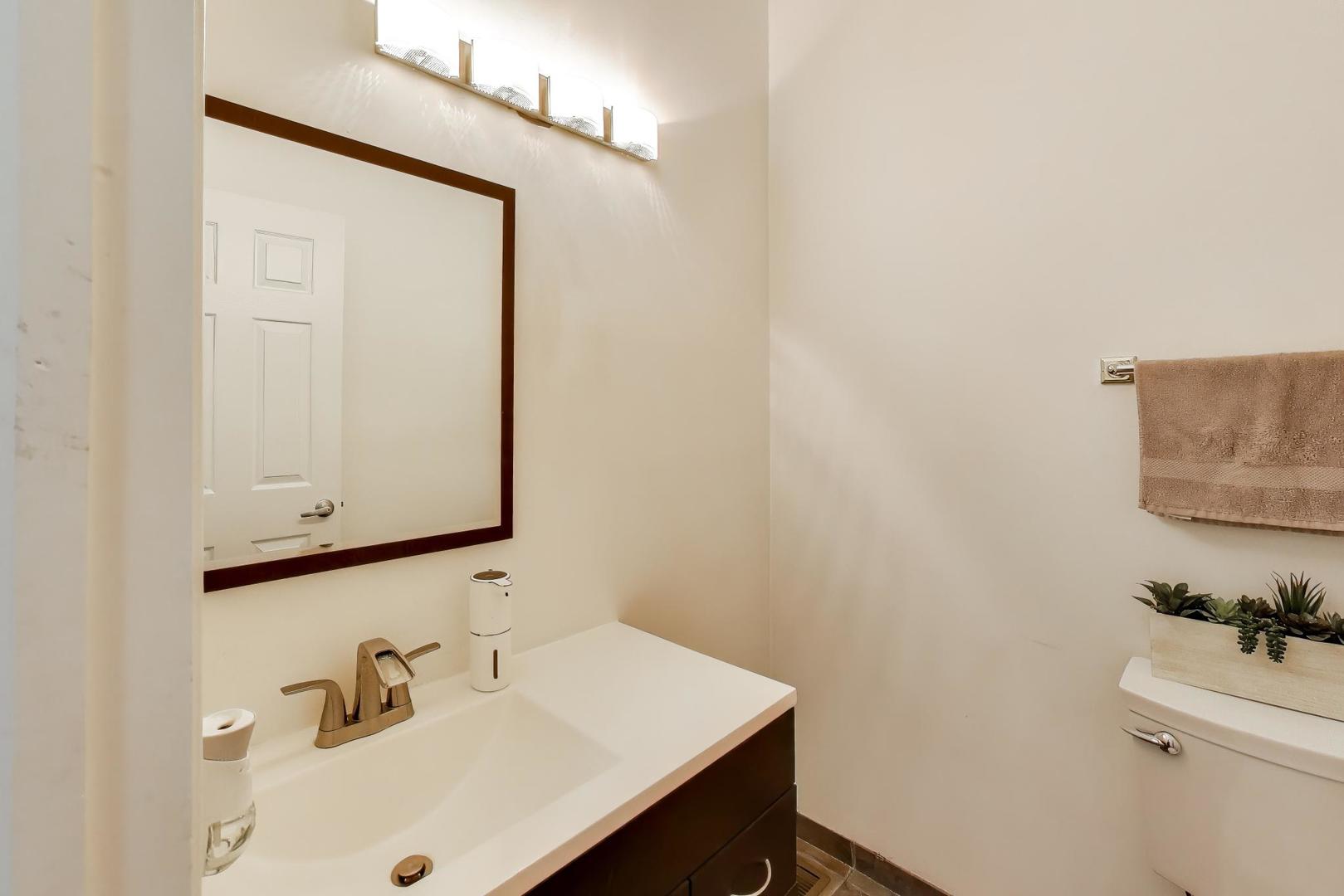 105 Heritage Lane, Streamwood, IL 60107