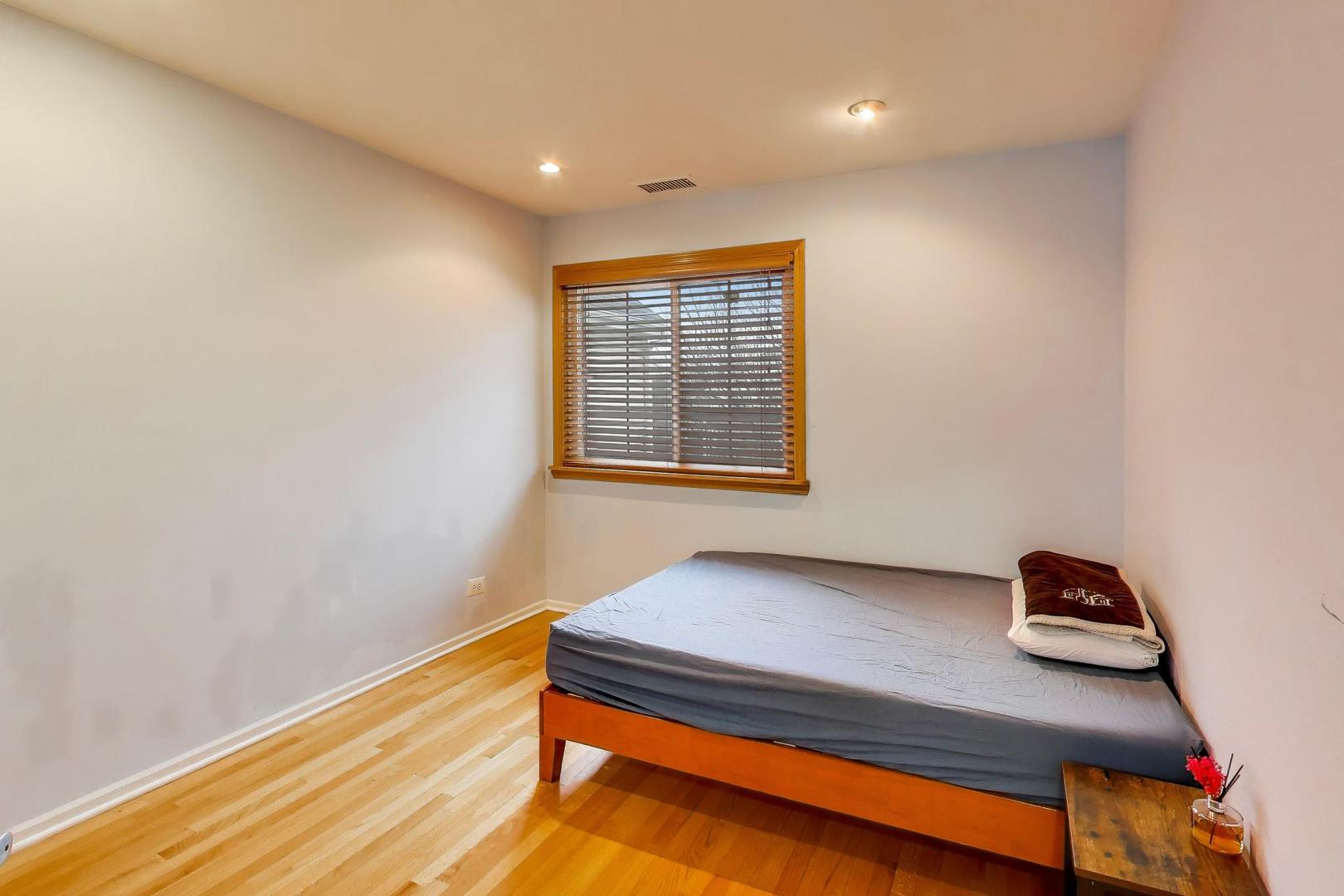 105 Heritage Lane, Streamwood, IL 60107